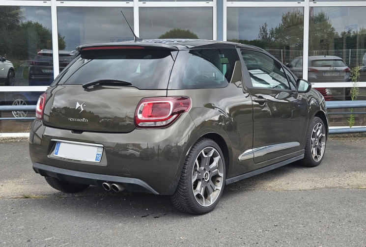 Citroën DS3 1.6 THP 155 ULTRA PRESTIGE 1°M