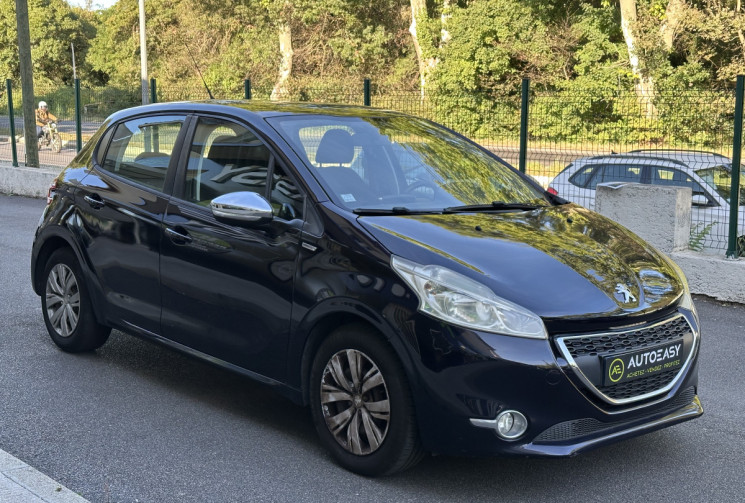 Peugeot 208 1.2 VTI 82 ACTIVE * REVISION CT DISTRI OK * GARANTIE 6 MOIS 