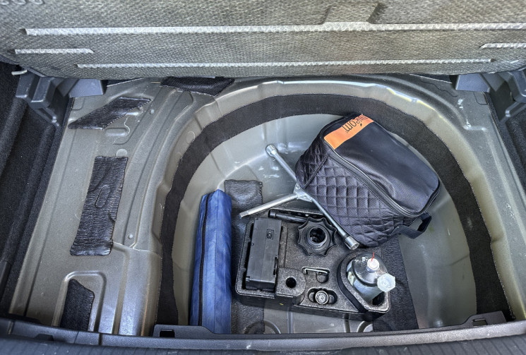 Volkswagen Polo R-Line 1.0 TSI 110 ch DSG7 / Toit ouvrant / Cockpit / Carplay / 1ere main Volkswagen Polo R-Line 1.0 TSI 110 ch DSG7 / Toit ouvrant / Cockpit / Carplay / 1ere main