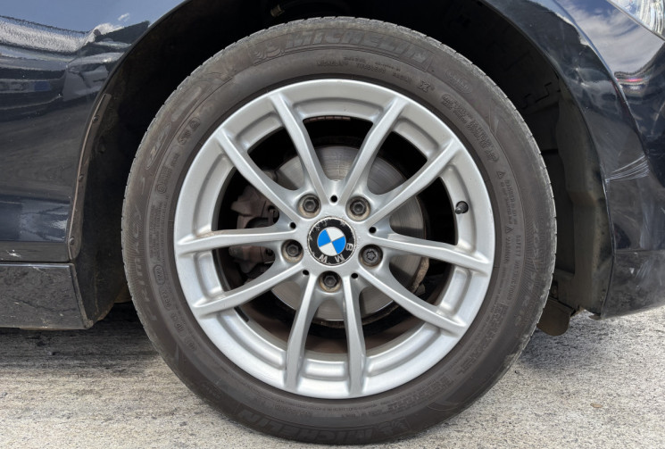 BMW Série 1 118 D 143 LOUNGE