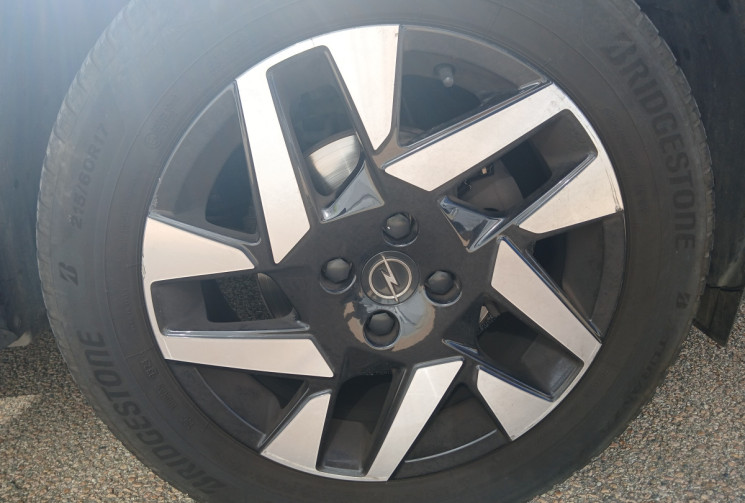 Opel Mokka II 1.2 12V Turbo 4x2 S&S 130 ELEGANCE  Opel Mokka II 1.2 12V Turbo 4x2 S&S 130 ELEGANCE