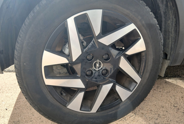 Opel Mokka II 1.2 12V Turbo 4x2 S&S 130 ELEGANCE  Opel Mokka II 1.2 12V Turbo 4x2 S&S 130 ELEGANCE