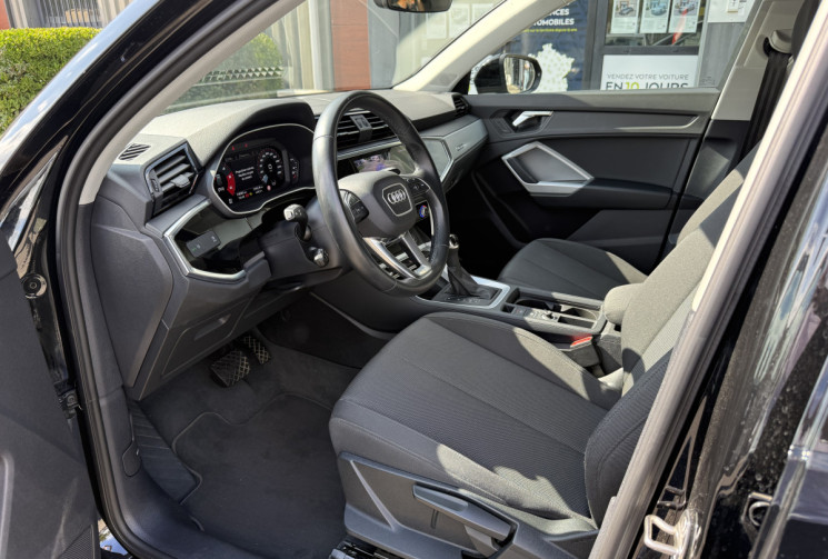 Audi Q3 35 TDI 150 ch S tronic 7/ CARPLAY/ ATTELAGE