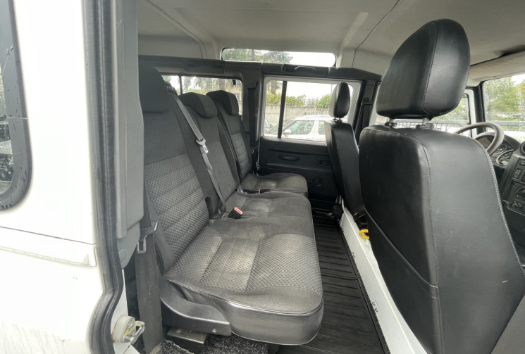 Land-Rover Defender 2.4 / 122 CH / SWE / 4x4