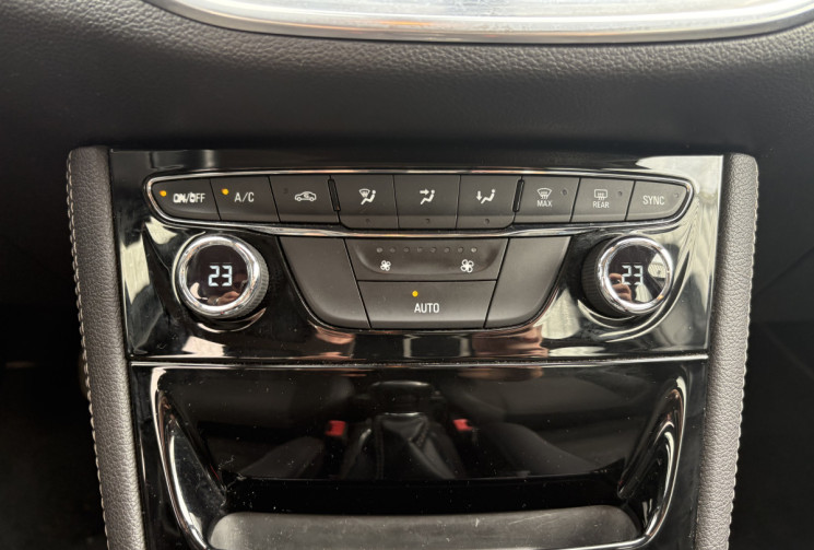 Opel Astra INNOVATION 105 cv 1.0 Turbo Ecoflex * Carplay * Radars * Chaine de Distribution