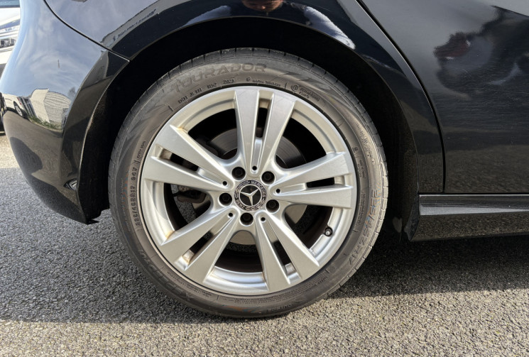 Mercedes Classe A Phase 2 200 d 2.1 d 16V 4MATIC 7G-DCT 136 cv SENSATION Mercedes Classe A Phase 2 200 d 2.1 d 16V 4MATIC 7G-DCT 136 cv SENSATION