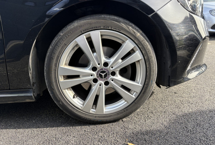 Mercedes Classe A Phase 2 200 d 2.1 d 16V 4MATIC 7G-DCT 136 cv SENSATION Mercedes Classe A Phase 2 200 d 2.1 d 16V 4MATIC 7G-DCT 136 cv SENSATION