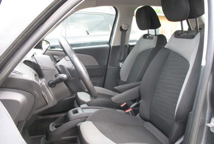 Citroën C4 PICASSO 1.6 HDi 115 BUSINESS EMBRAYAGE + DISTRIBUTION + INJECTEURS NEUFS 254000 km