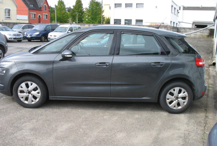 Citroën C4 PICASSO 1.6 HDi 115 BUSINESS EMBRAYAGE + DISTRIBUTION + INJECTEURS NEUFS 254000 km