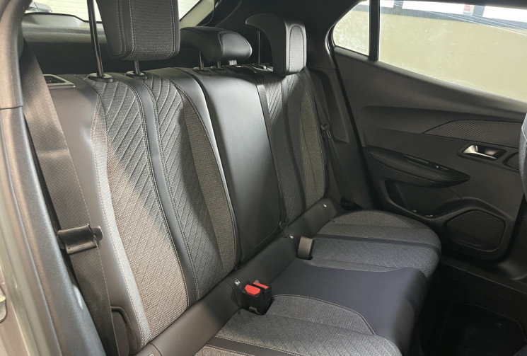 Peugeot 2008 II 1.2 PureTech 100ch S&S Allure