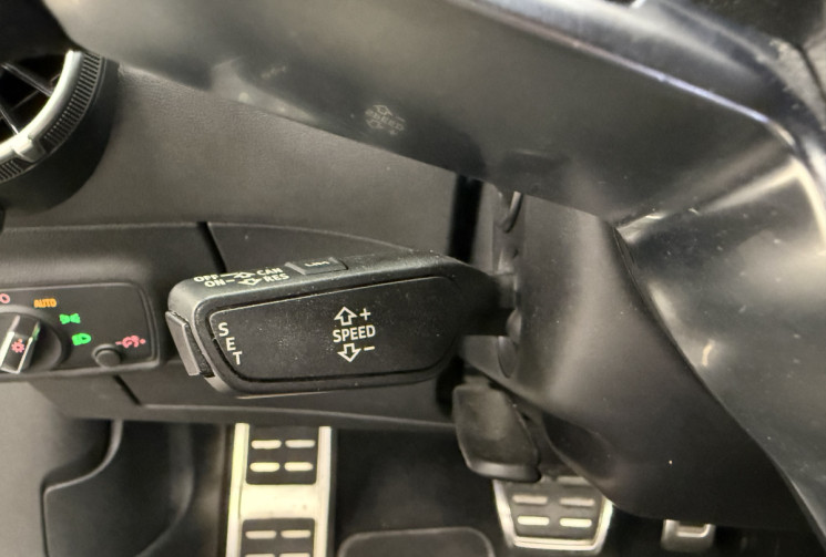 Audi TT ROADSTER 230 S line Stronic  Audi TT ROADSTER 230 S line Stronic