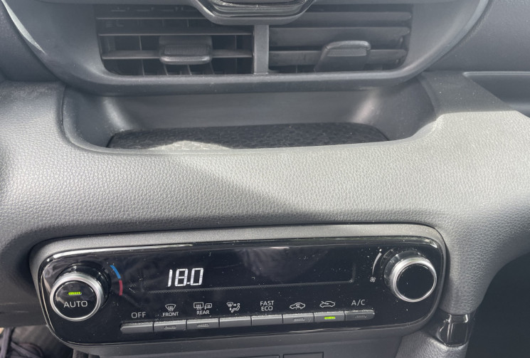 Toyota Yaris 1.5 VVTI HYBRID E-CVT DESIGN PACK 116 / BOITE AUTO