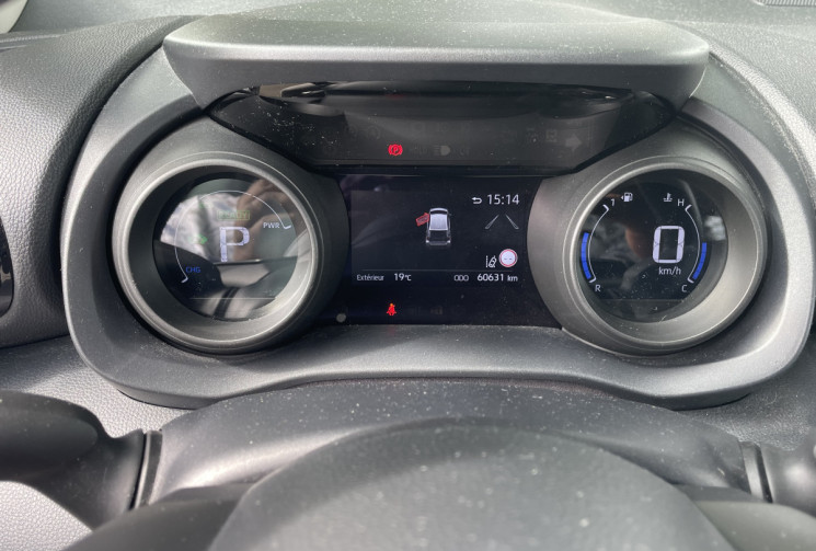 Toyota Yaris 1.5 VVTI HYBRID E-CVT DESIGN PACK 116 / BOITE AUTO
