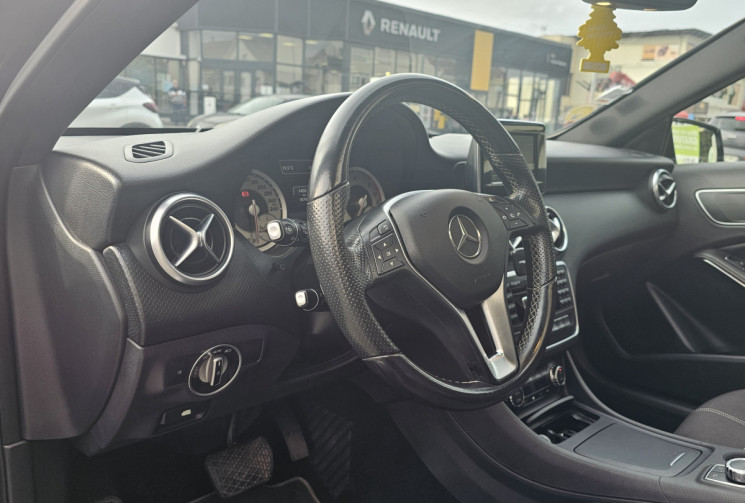 Mercedes Classe A 200 CDI Sensation 7G-DCT Toit Ouvrant 4 pneus neufs 