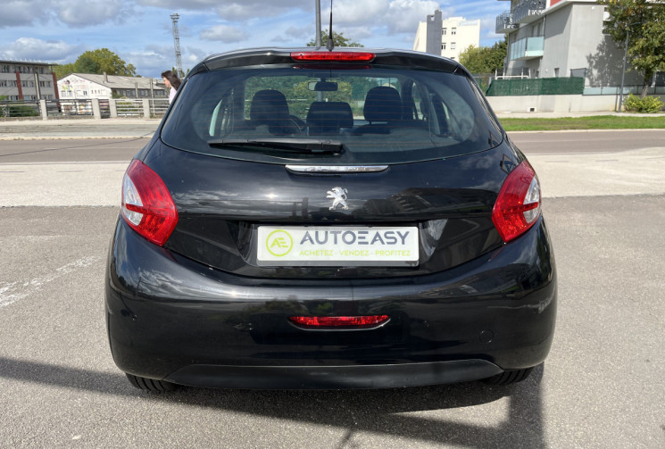 Peugeot 208 1.4 HDi 67ch