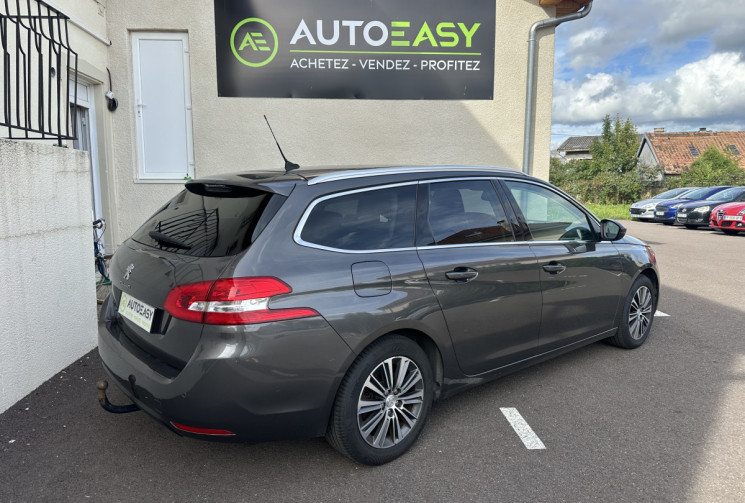 Peugeot 308 SW 1.5 BLUEHDI 130 CH ROAD TRIP DISTRIBUTION FAIT CHEZ PEUGEOT / 1ERE MAIN 
