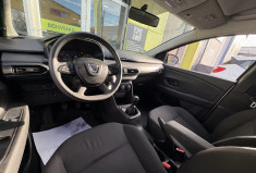 Dacia Sandero  III 1.0 TCe 12V BVM5 90 cv Expression // Première main // Chaine de distribution  Dacia Sandero  III 1.0 TCe 12V BVM5 90 cv Expression // Première main // Chaine de distribution