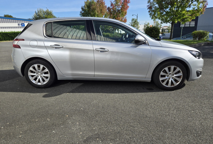 Peugeot 308  Phase II 1.6 THP 156 cv ALLURE 