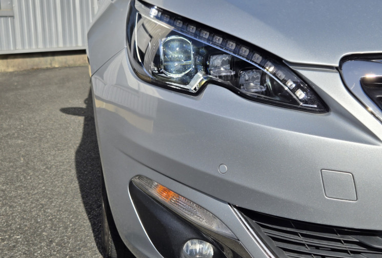 Peugeot 308  Phase II 1.6 THP 156 cv ALLURE 