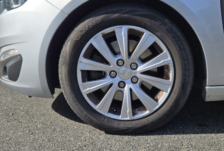 Peugeot 308  Phase II 1.6 THP 156 cv ALLURE 