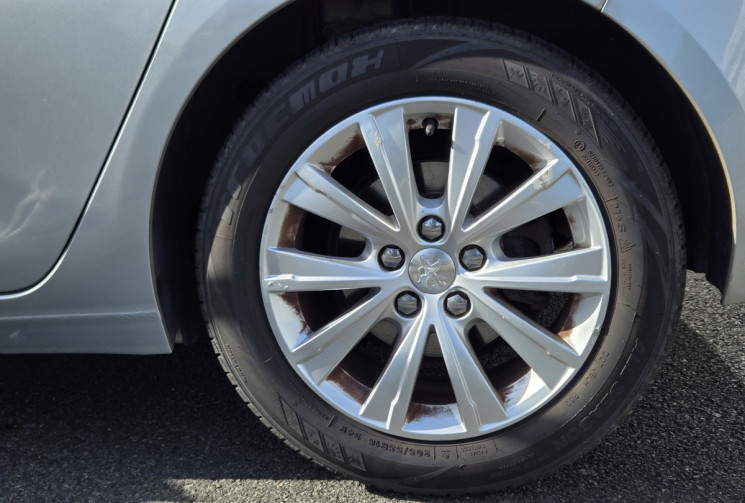 Peugeot 308  Phase II 1.6 THP 156 cv ALLURE 