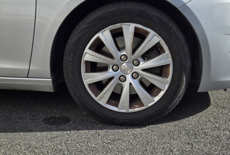 Peugeot 308  Phase II 1.6 THP 156 cv ALLURE 