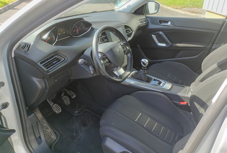 Peugeot 308  Phase II 1.6 THP 156 cv ALLURE 