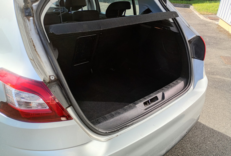 Peugeot 308  Phase II 1.6 THP 156 cv ALLURE 