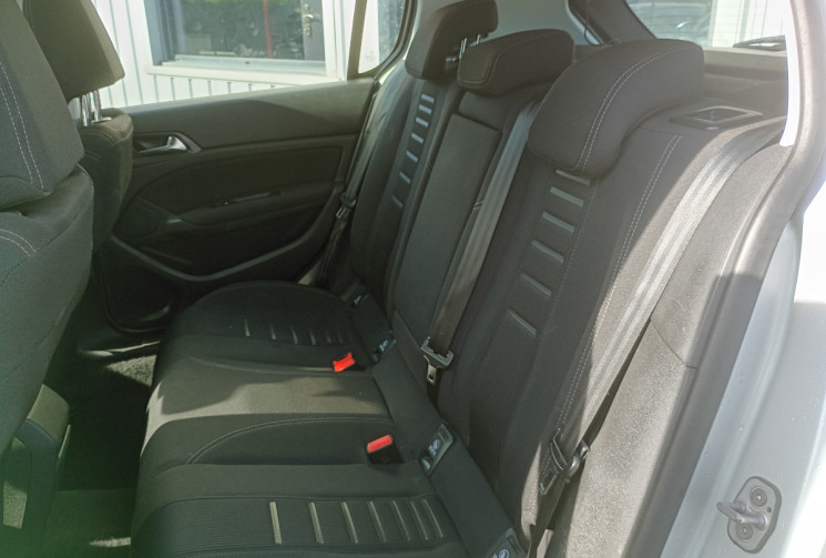 Peugeot 308 Phase II 1.6 THP 156 ch *Allure / Révisée