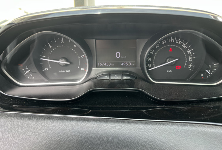 Peugeot 208 3 Portes 1.6 e-HDi S&S 115 ch FÉLINE