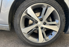 Peugeot 208 II (T9) 1.2 i GPF 130 CH TECH EDITION