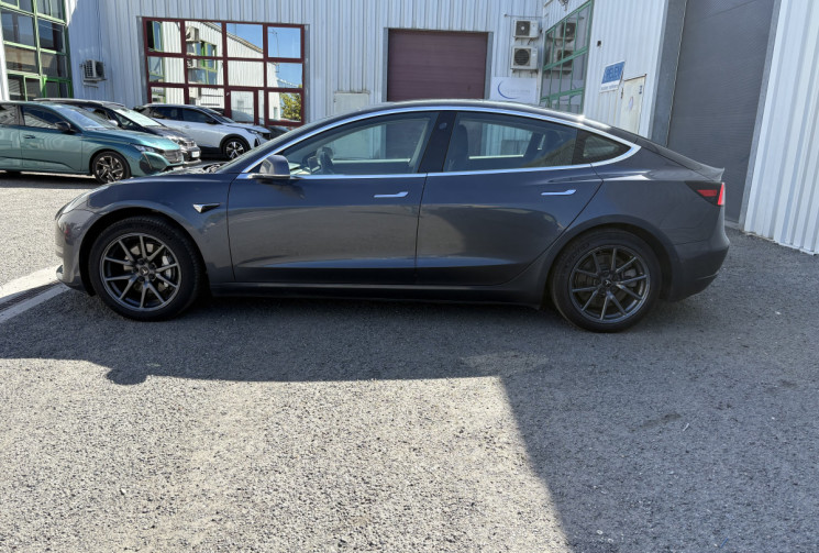 Tesla Model 3 STANDARD Plus 325cv Propulsion RWD * Origine France