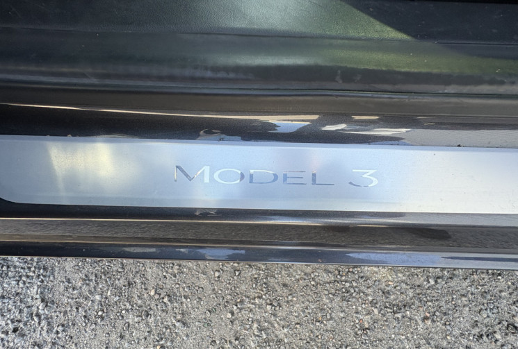 Tesla Model 3 STANDARD Plus 325cv Propulsion RWD * Origine France