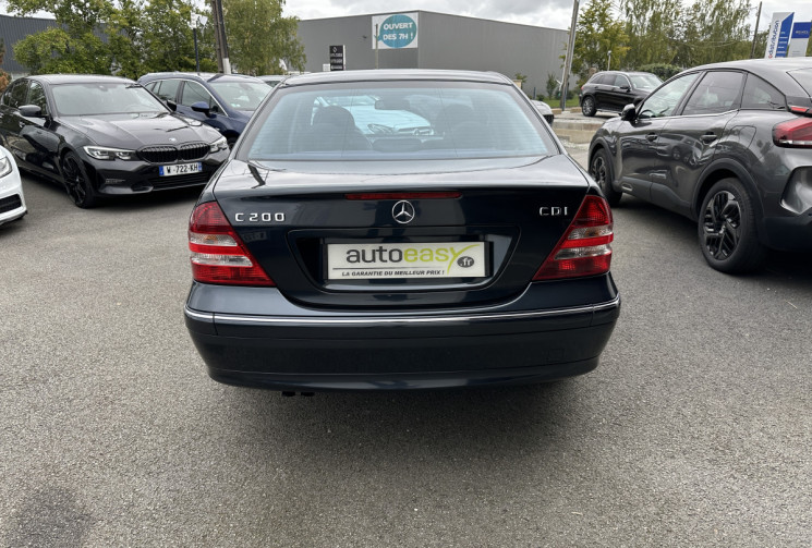 Mercedes Classe C Phase 2 200 CDi 2.2 CDI 122 CV AVANGARDE -- ENTRETIEN COMPLET MERCEDES 
