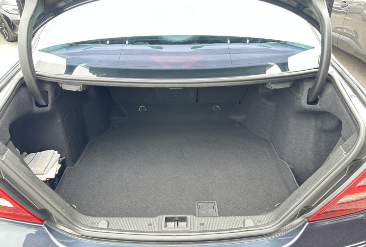 Mercedes Classe C Phase 2 200 CDi 2.2 CDI 122 CV AVANGARDE -- ENTRETIEN COMPLET MERCEDES 