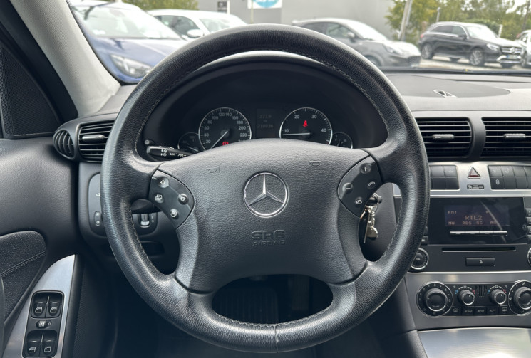 Mercedes Classe C Phase 2 200 CDi 2.2 CDI 122 CV AVANGARDE -- ENTRETIEN COMPLET MERCEDES 