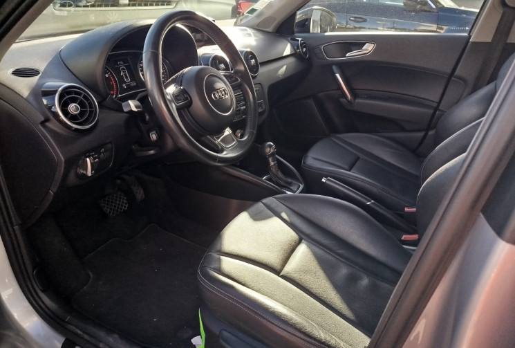 Audi A1 SPORTBACK I Phase 2 Sportback 1.0 TFSI 12V S-Tronic7 95 cv Boîte auto