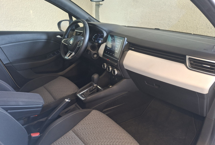 Renault CLIO V 1.6 140 E-TECH  LIMITED GARANTIE 6 MOIS