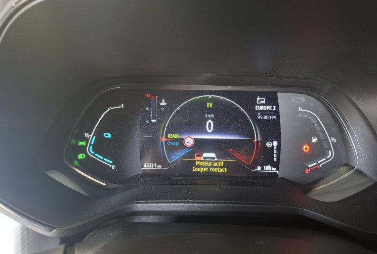 Renault CLIO V 1.6 140 E-TECH  LIMITED GARANTIE 6 MOIS
