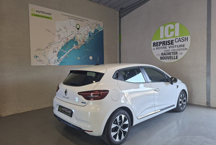 Renault CLIO V 1.6 140 E-TECH  LIMITED GARANTIE 6 MOIS