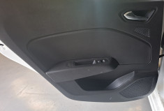 Renault CLIO V 1.6 140 E-TECH  LIMITED GARANTIE 6 MOIS