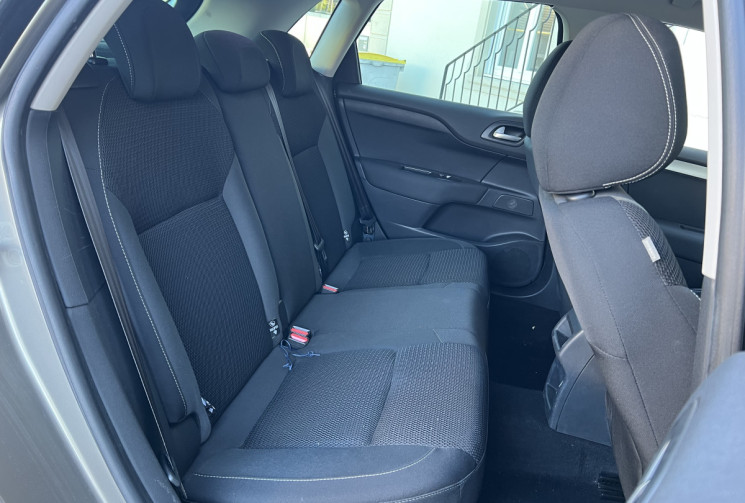 Citroën C4 II (B7) 1.2 i S&S 110 ch 