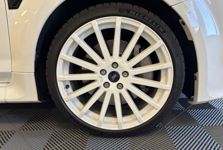 Ford Focus RS MK2 HATCHBACK PHASE 2 RS 2.5 305 / n° 1193 / GPS / KIT DISTRIBUTION A JOUR