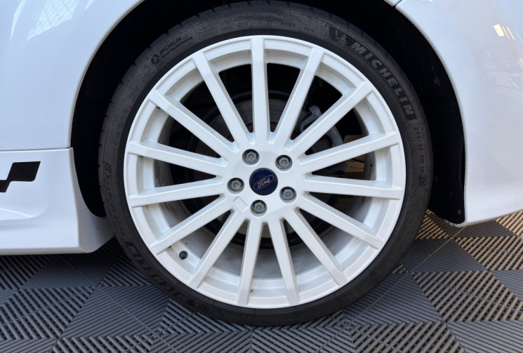 Ford Focus RS MK2 HATCHBACK PHASE 2 RS 2.5 305 / n° 1193 / GPS / KIT DISTRIBUTION A JOUR