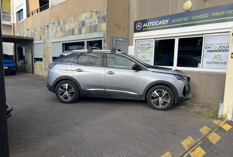 Peugeot 3008  II Phase 2 1.6 THP 16V 225 Hybrid e-EAT8 180 cv ALLURE