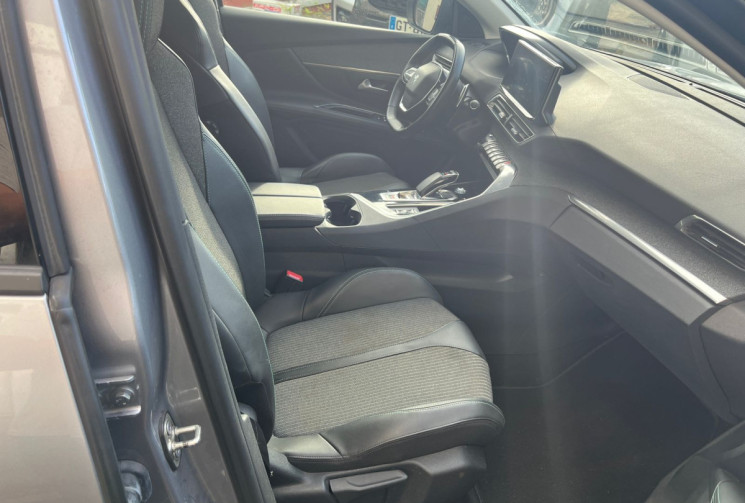 Peugeot 3008  II Phase 2 1.6 THP 16V 225 Hybrid e-EAT8 180 cv ALLURE
