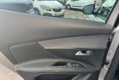 Peugeot 3008  II Phase 2 1.6 THP 16V 225 Hybrid e-EAT8 180 cv ALLURE