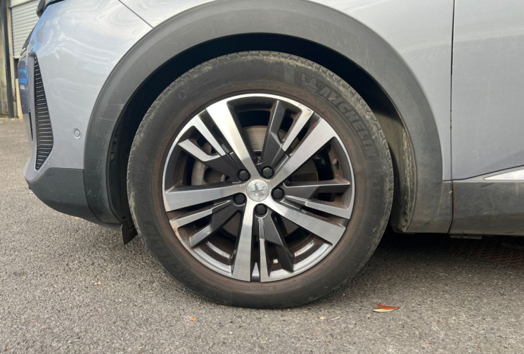 Peugeot 3008  II Phase 2 1.6 THP 16V 225 Hybrid e-EAT8 180 cv ALLURE