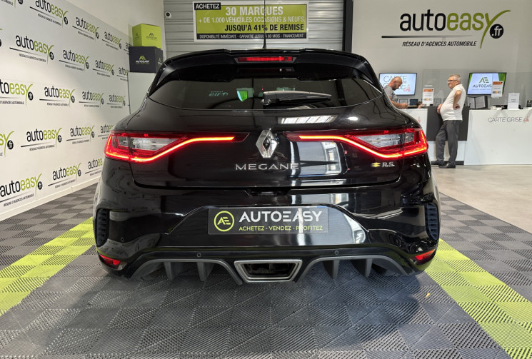 Renault Megane 1.8 T 300 ch RS Trophy