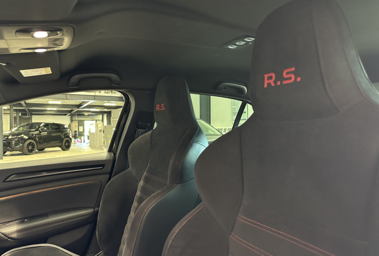 Renault Megane 1.8 T 300 ch RS Trophy
